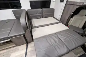 Stephen's Winnebago Minnie Winnie 31K Class C