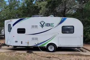 Catch the Vibe! Cozy Comfort, fully Equiped for Cooking, for 4-5 + your dogs!