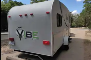 Catch the Vibe! Cozy Comfort, fully Equiped for Cooking, for 4-5 + your dogs!