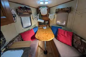 Catch the Vibe! Cozy Comfort, fully Equiped for Cooking, for 4-5 + your dogs!