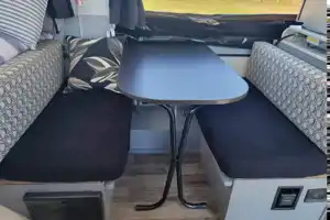 Luxurious and imcalculate, like new tent camper.