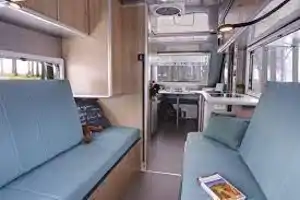 Alto F2114   (2350 lb ultralégère)(avec déplace caravane)