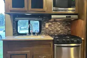 THE PERFECT RV FOR AN ULTIMATE GETAWAY
