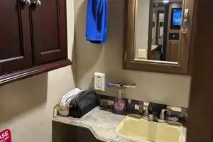 THE PERFECT RV FOR AN ULTIMATE GETAWAY