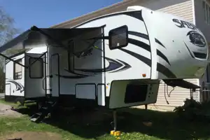 Executive Suite - Palomino - Columbus - Delivery