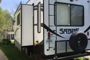Executive Suite - Palomino - Columbus - Delivery
