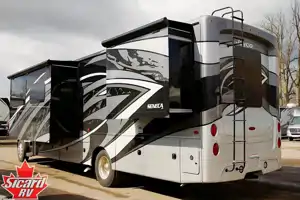 Lucia's Jayco Seneca 37L Class Super C