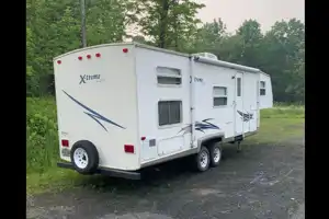 David's Extreme lite 27 feet Fifth Wheel