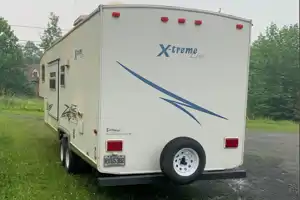 David's Extreme lite 27 feet Fifth Wheel