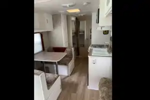 David's Extreme lite 27 feet Fifth Wheel