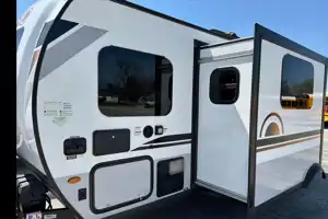 2021 Rockwood Geo Pro 20BHS Travel Trailer Sleeps 6!!