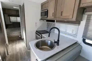 The Weekender! Great RV for Beginners 6280LE - 38125