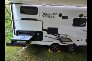 AR'S expressing freedom