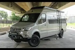 EXECUTIVE OFF ROAD SPRINTER