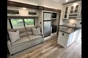 Prime Time Crusader Lite Fifth Wheel *NEW LISTING*
