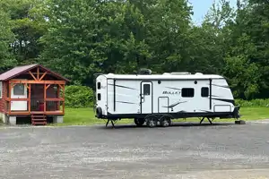Cabin Fever Cottages - Keystone Bullet 250BHS Travel Trailer