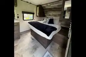 Sabrina's Lantern 214BH Travel Trailer