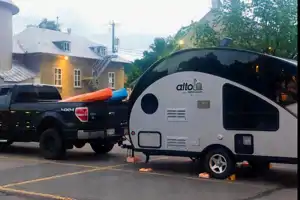 Safari Condo Alto R1713 “ La Vagabonde” Travel Trailer
