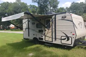Stephanie's Keystone "Heidi" LHS Travel Trailer