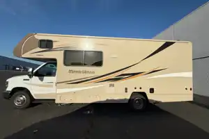 Winnebago Minnie Winnie Class C