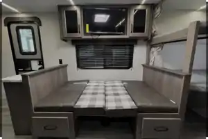 Holly's Grand Design Transcend 247BH Travel Trailer