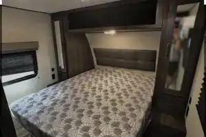Holly's Grand Design Transcend 247BH Travel Trailer