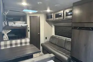Holly's Grand Design Transcend 247BH Travel Trailer