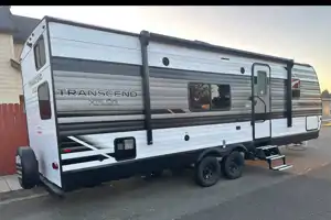 Holly's Grand Design Transcend 247BH Travel Trailer