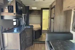 Prenston's Winnebago 24' Mini Winnie Class C