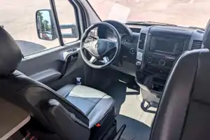 RARE Luxury Pleasure-Way Plateau XLTS Class B+