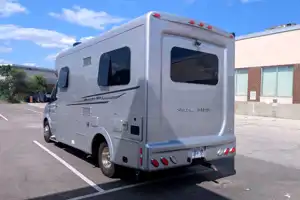 RARE Luxury Pleasure-Way Plateau XLTS Class B+