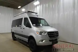 Mercedes Benz - Thor Motor Coach Sanctuary Class B