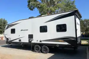 Anthony's Genesis Supreme RV Wonderer Toy Hauler