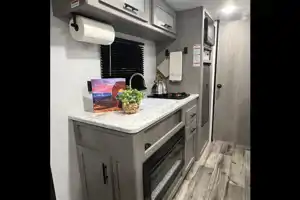 Alex's Coleman 17b Travel Trailer