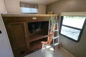 “The Bunkhouse” Heartland Mallard M32
