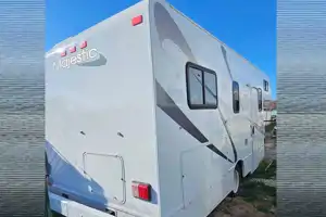 Thor Majestic Class C 23a -I- Unlimited Miles