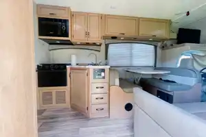 Mojo's Motor Home
