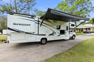 Sunny- The super fun and roomy RV