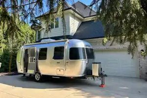 Magnolia 3 Airstream 22ft Bambi Sport **FULLY LOADED**