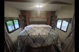 Union River Rv's Nash 25C Travel Trailer