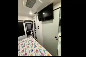Rosa's Winnebago 3033BH Travel Trailer
