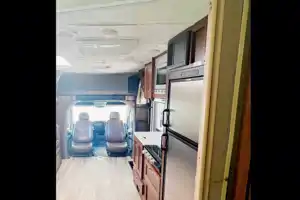 Yellowstone Cruiser 