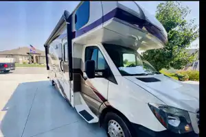 Yellowstone Cruiser 