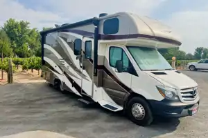 Yellowstone Cruiser 