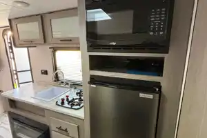 New 2024 Coleman 17B Travel Trailer