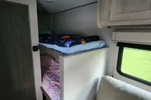 Jonny's Family and Pooch Friendly Cozy Getaway