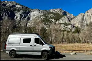 **Yosemite Revel 4 X 4 | Pet and Kid Friendly | Sac**