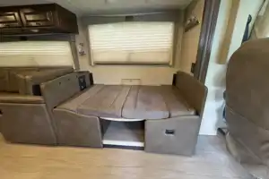 Arthur 's Thor Motor Coach windsport 35m Class A