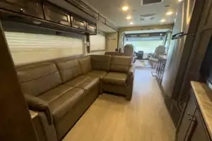 Arthur 's Thor Motor Coach windsport 35m Class A