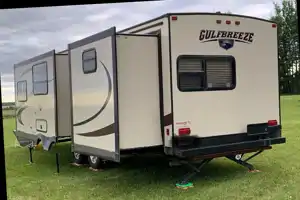 Mathew's Gulf Stream 30DBS Travel Trailer